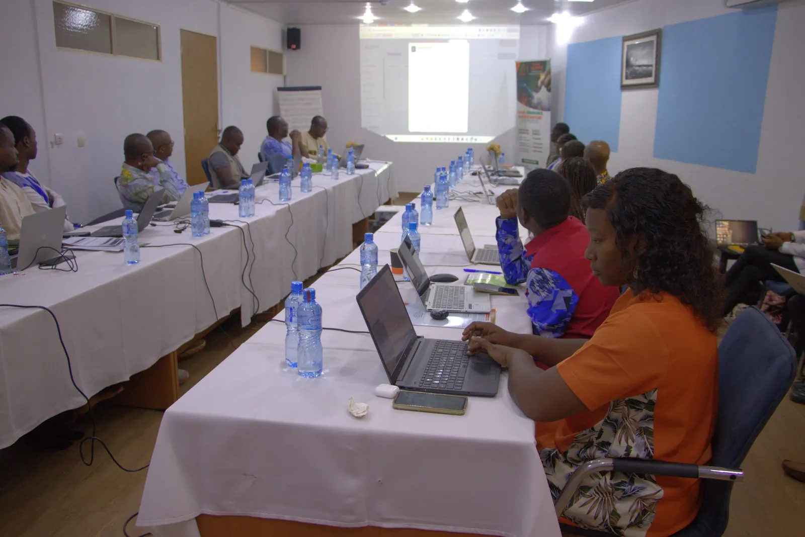 La salle de la masterclass YAM à l'Hôtel de Conférences Ouind Yidé, à Ouagadougou, en mai 2026
